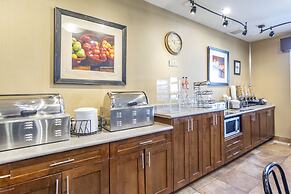 Devonian Hotel & Suites