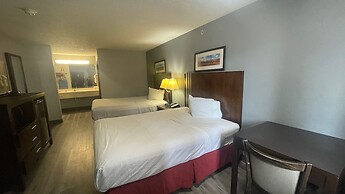 Days Inn & Suites by Wyndham Winnie