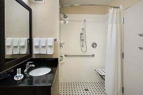 Fairfield Inn & Suites by Marriott Verona