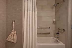 DoubleTree by Hilton Denver International Airport