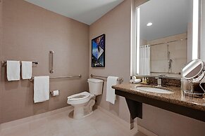 DoubleTree by Hilton Denver International Airport