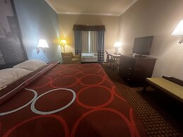 Super 8 by Wyndham IAH West/Greenspoint