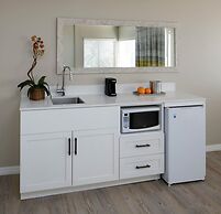 La Siesta Resort & Villas