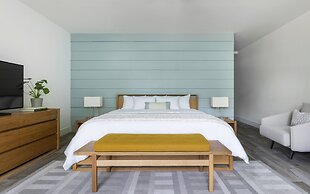 La Siesta Resort & Villas