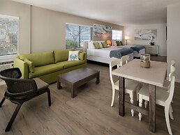 La Siesta Resort & Villas