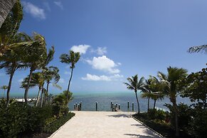 La Siesta Resort & Villas