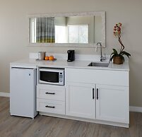 La Siesta Resort & Villas