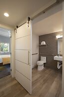 La Siesta Resort & Villas