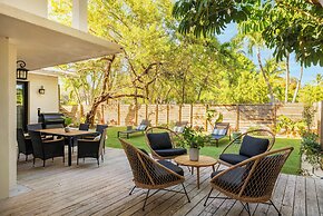 La Siesta Resort & Villas