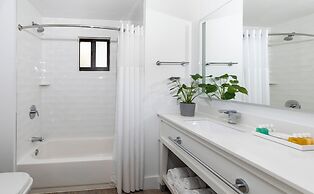 La Siesta Resort & Villas