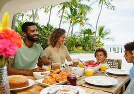 La Siesta Resort & Villas