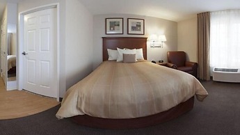 Candlewood Suites Champaign-Urbana University Area by IHG