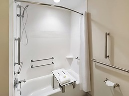 Candlewood Suites Champaign-Urbana University Area by IHG