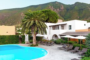 Hotel Ravesi