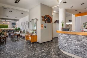 CITY PLUS RHODES HOTEL