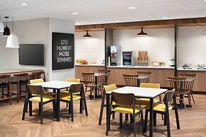 Fairfield Inn & Suites by Marriott West Kelowna