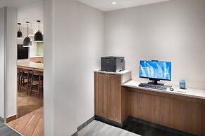 Fairfield Inn & Suites by Marriott West Kelowna