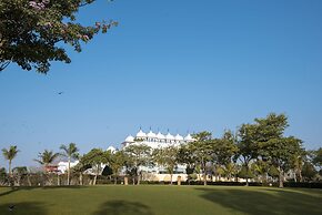 Radisson Blu Udaipur Palace Resort & Spa