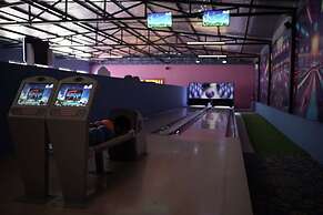 Radisson Blu Udaipur Palace Resort & Spa