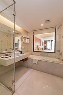 Radisson Blu Udaipur Palace Resort & Spa