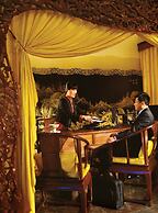 Han's Royal Garden Hotel