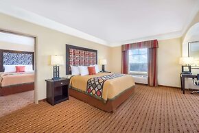 Super 8 by Wyndham Hidalgo/McAllen Area