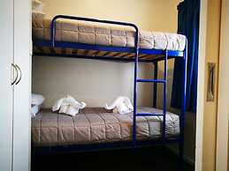 Airport Birches Motel