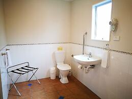 Airport Birches Motel