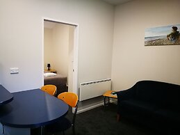 Airport Birches Motel