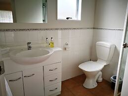 Airport Birches Motel