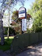 Airport Birches Motel