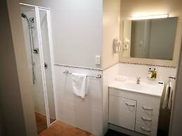 Airport Birches Motel