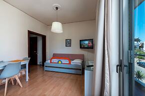 7 Palms Hotel Apartments