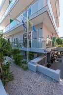 7 Palms Hotel Apartments