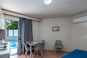 7 Palms Hotel Apartments