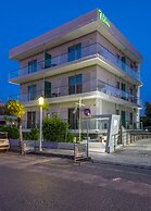 7 Palms Hotel Apartments