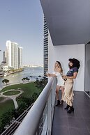 W Miami