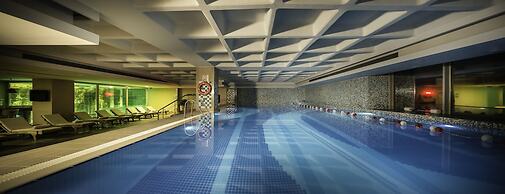 Titanic Port Bakirkoy