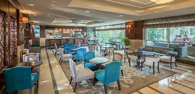 Titanic Port Bakirkoy