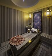 Titanic Port Bakirkoy