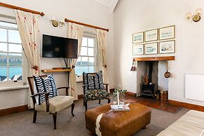The Farmhouse Hotel