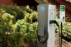 Hampton Inn New York - LaGuardia Airport