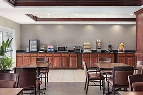 Wingate By Wyndham Southport