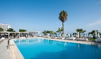 Silver Sands Beach Hotel