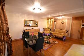 Hyde Park Suites - Apartments