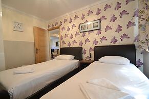 Hyde Park Suites - Apartments