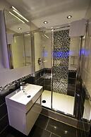 Hyde Park Suites - Apartments