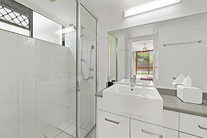 Windward Apartments