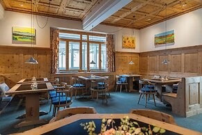 Hotel Schweizerhof Sils Maria, a Faern Collection Hotel
