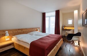 Hotel Schweizerhof Sils Maria, a Faern Collection Hotel